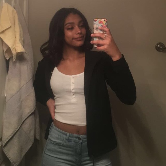 amiyaj19